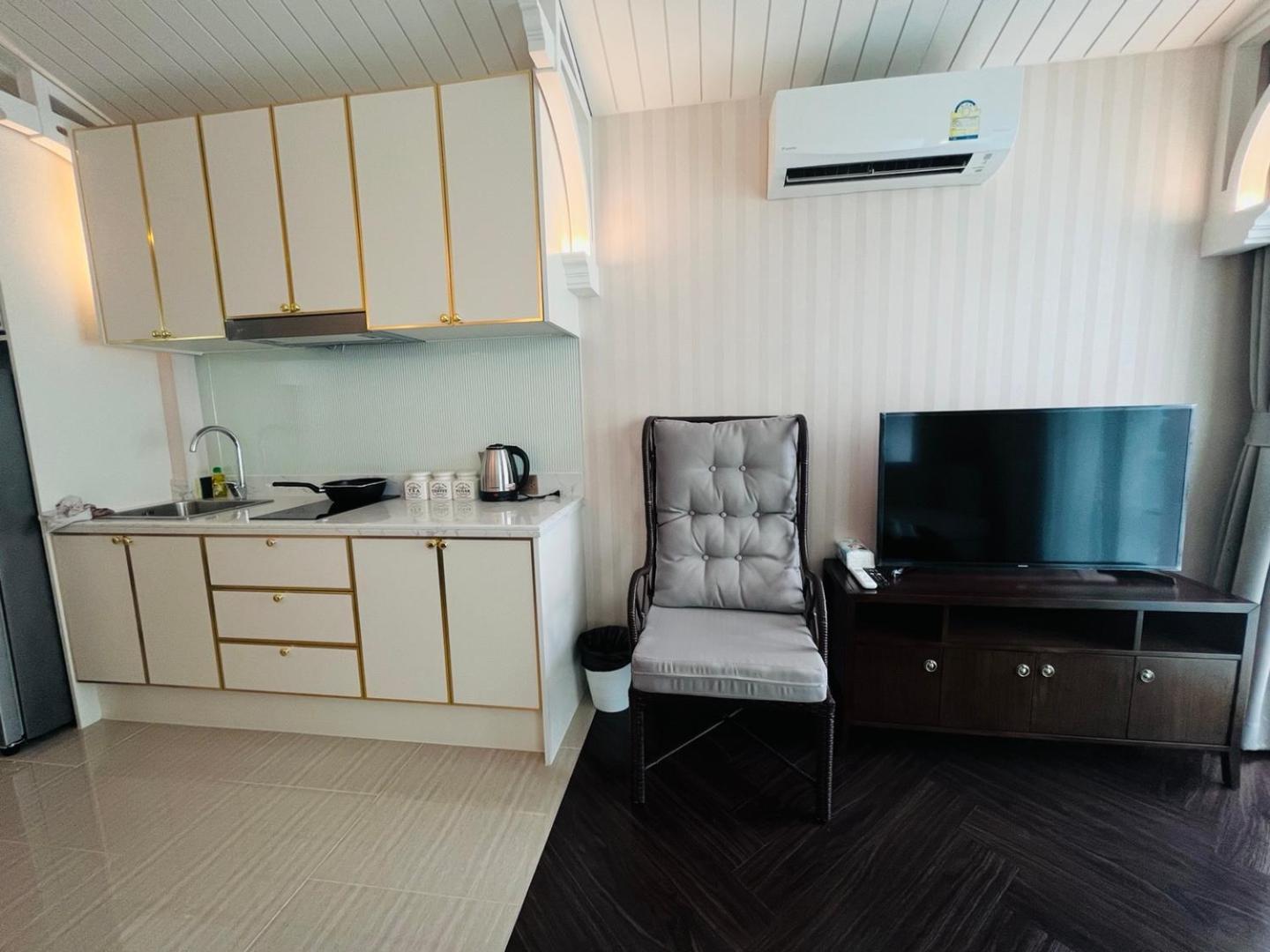 דירות נה ג'ומטיין Florida Garden Pattaya מראה חיצוני תמונה